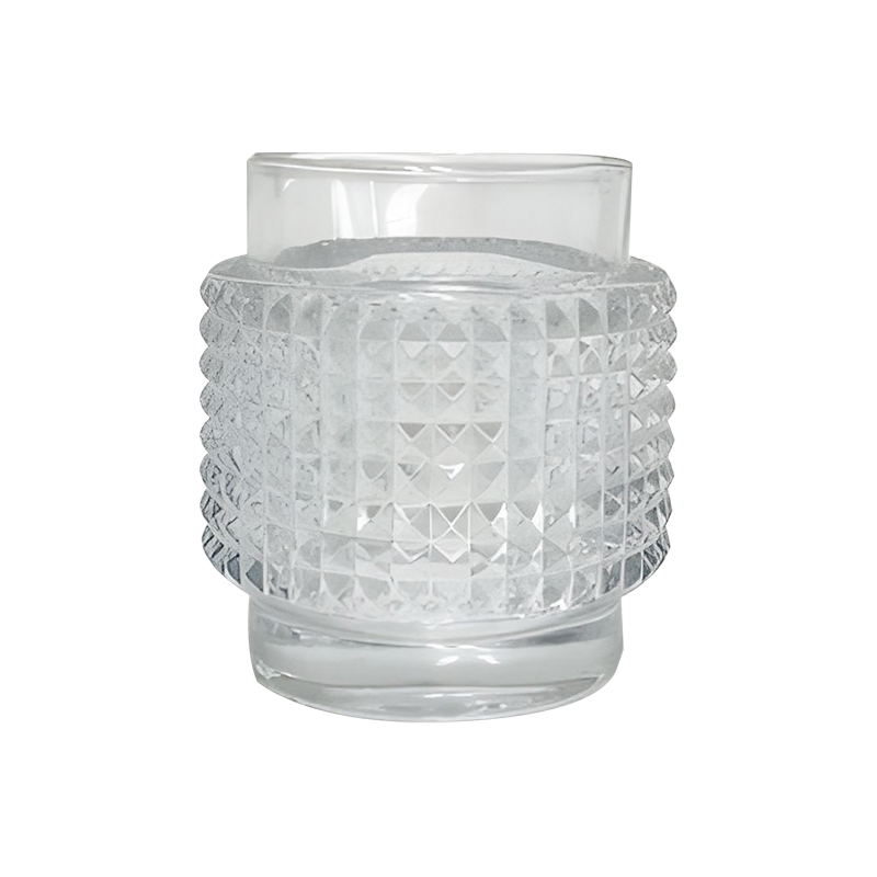 Diamond patterned transparent candle holder